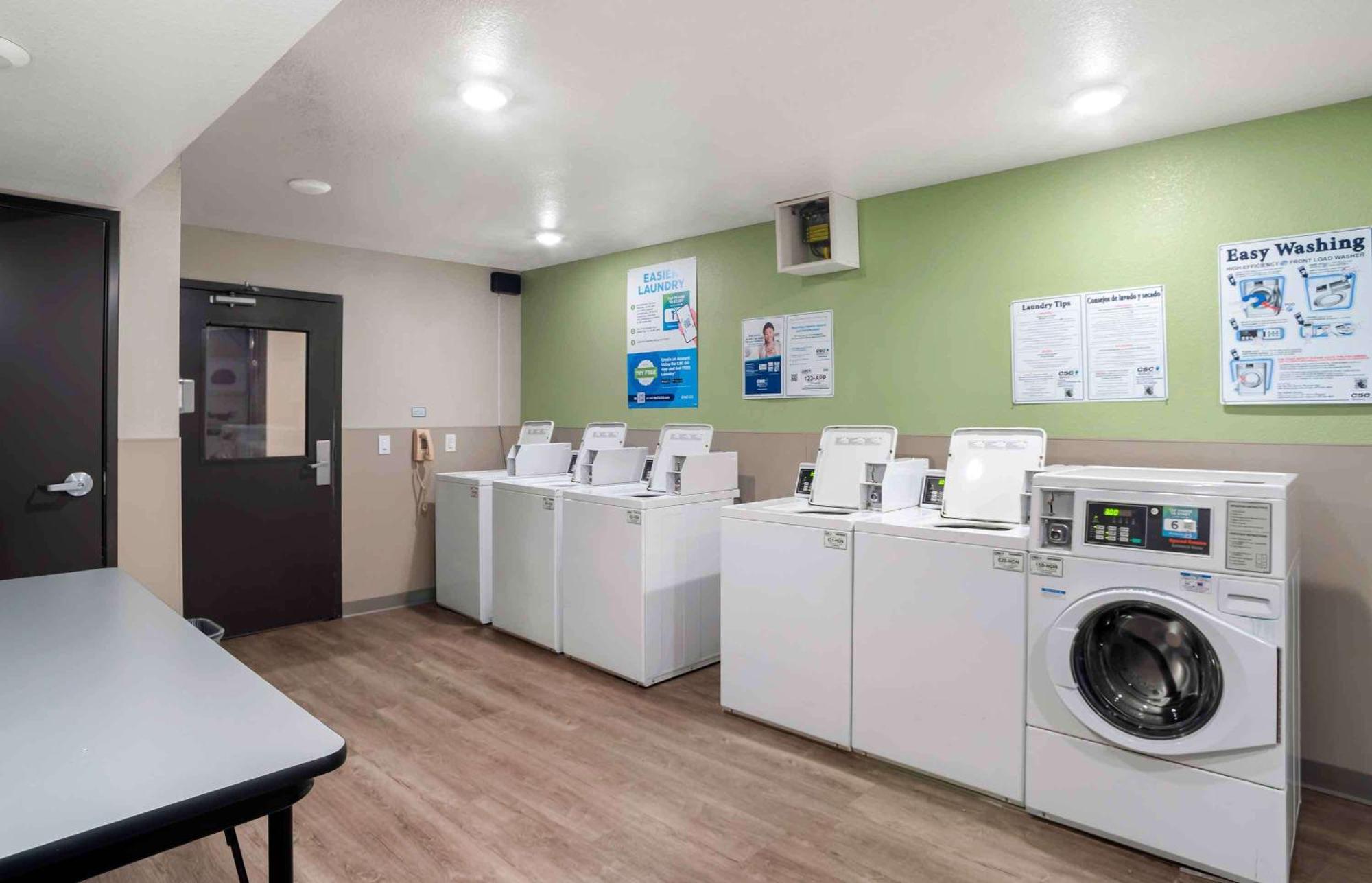 Extended America Select - - Northlake Hotel 3*